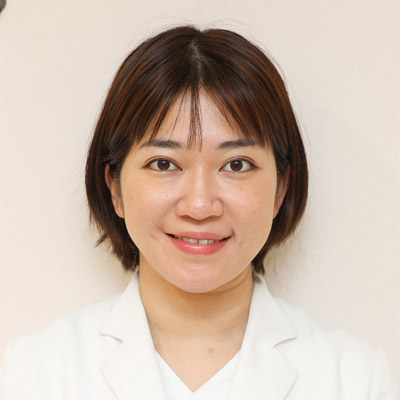 ホワイトホワイト・石井李奈先生